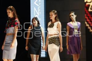 DESFILE DE MODAS TROZMER