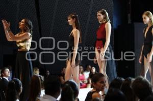 DESFILE DE MODAS TROZMER