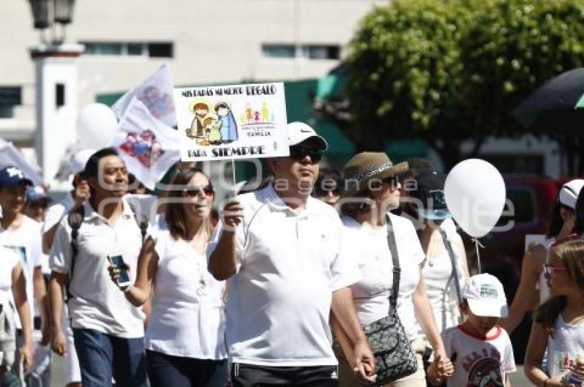 FRENTE NACIONAL POR LA FAMILIA