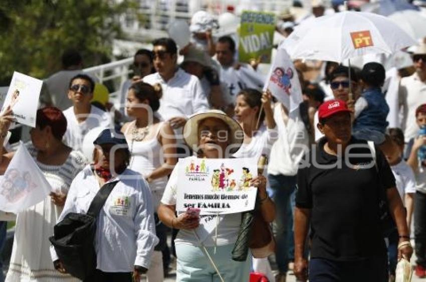 FRENTE NACIONAL POR LA FAMILIA