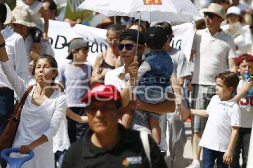 FRENTE NACIONAL POR LA FAMILIA