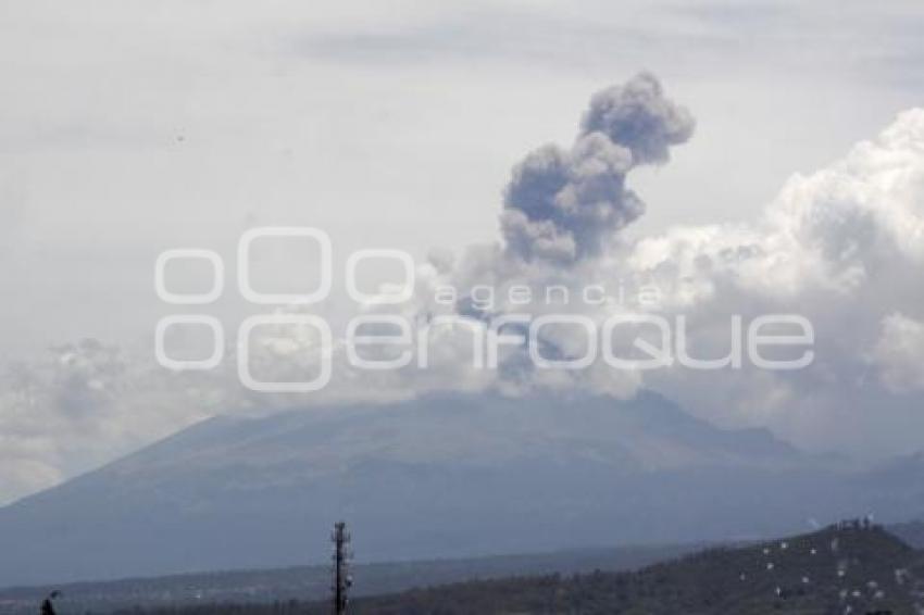 FUMAROLA VOLCÁN POPOCATÉPETL