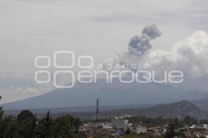 FUMAROLA VOLCÁN POPOCATÉPETL