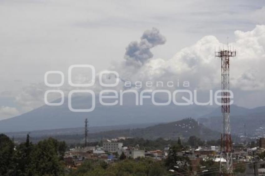 FUMAROLA VOLCÁN POPOCATÉPETL