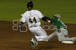 BÉISBOL . PERICOS VS DELFINES