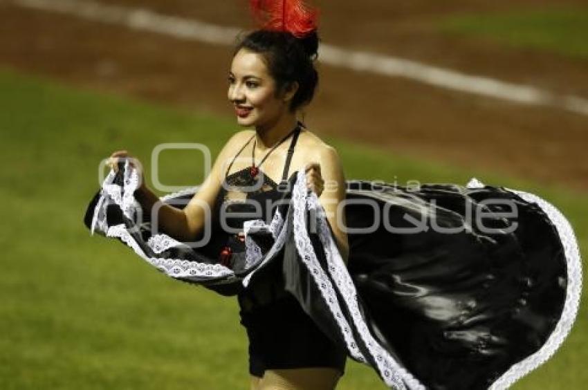 BÉISBOL . PERICOS VS DELFINES