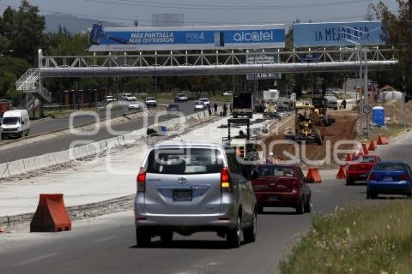 PAVIMENTACIÓN BULEVAR NIÑO POBLANO . TRAFICO