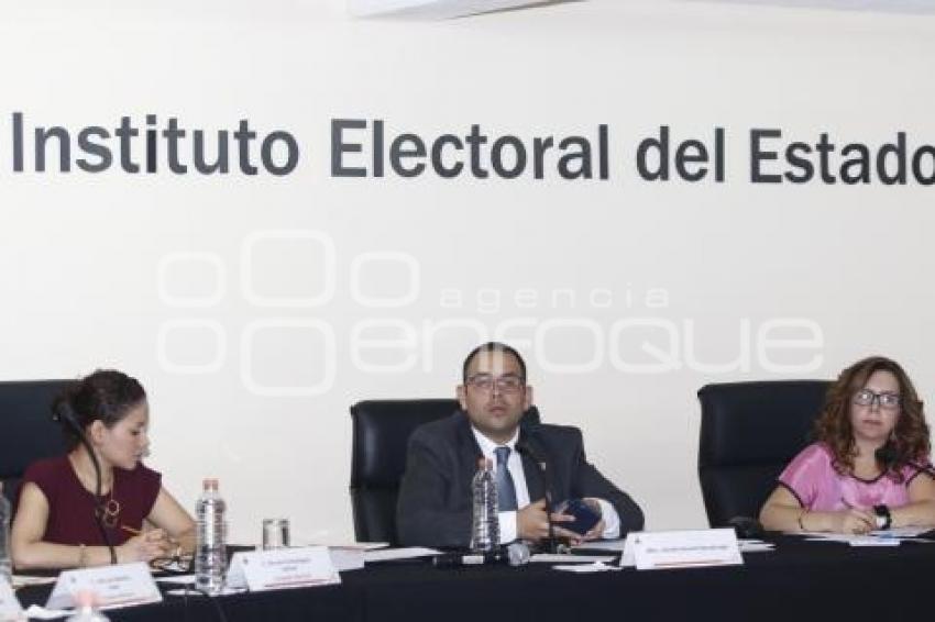 SESIÓN IEE