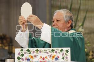 MISA DOMINICAL . CATEDRAL