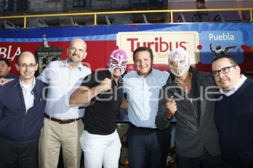 TURI LUCHAS