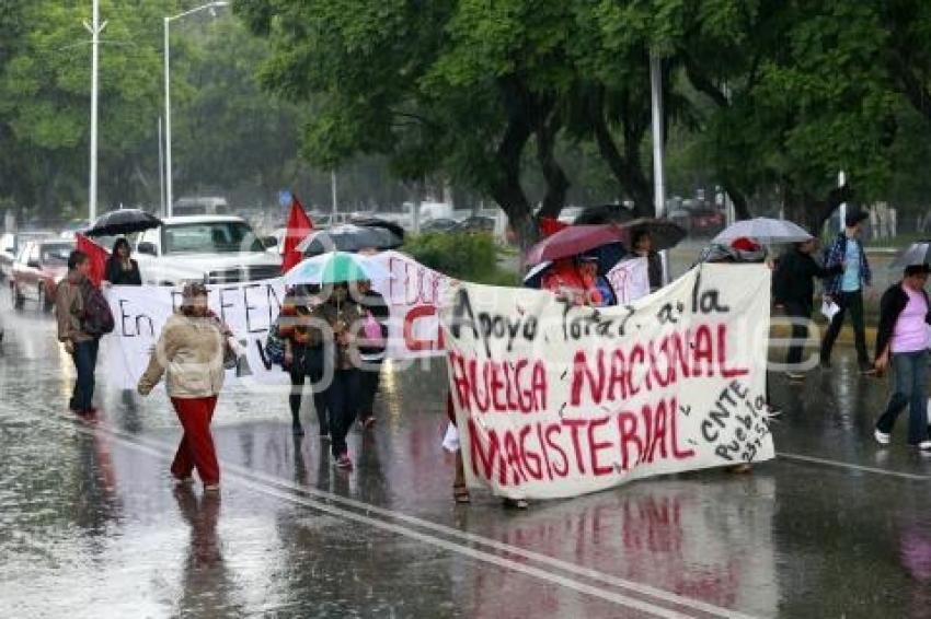 MANIFESTACIÓN MAESTROS CNTE