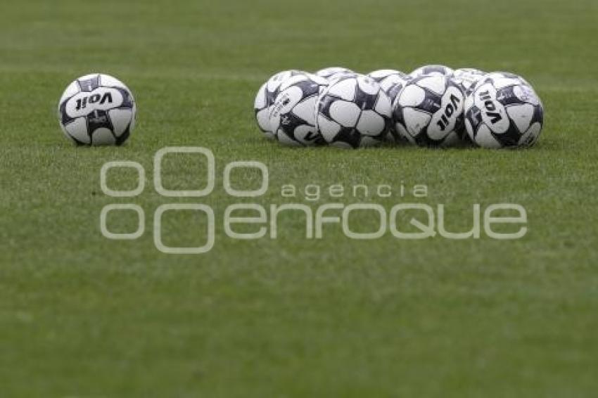 ENTRENAMIENTO . CLUB PUEBLA