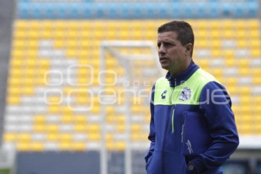 ENTRENAMIENTO . CLUB PUEBLA