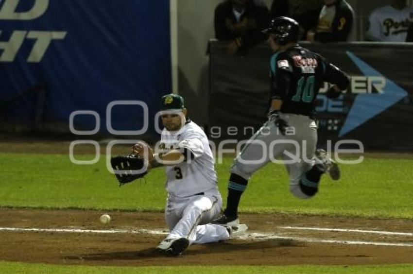 BÉISBOL . PERICOS VS SARAPEROS