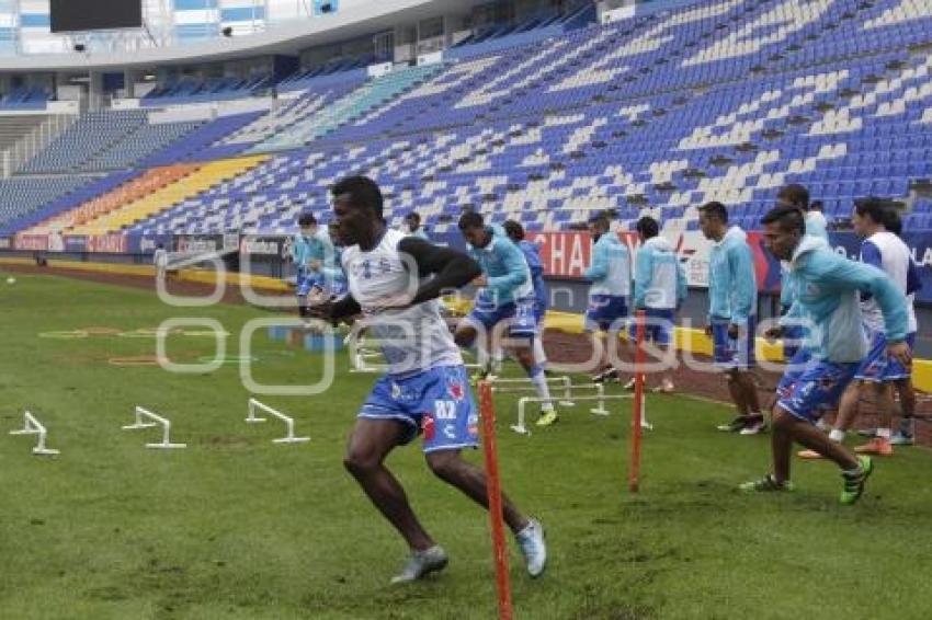 ENTRENAMIENTO . CLUB PUEBLA