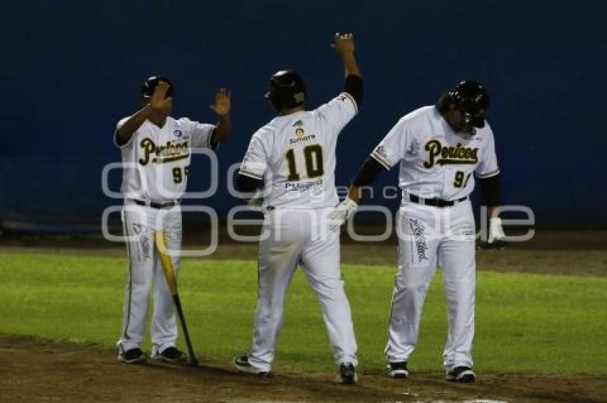 BÉISBOL . PERICOS VS SARAPEROS