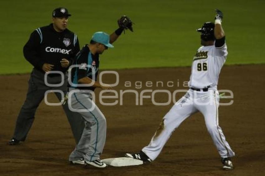 BÉISBOL . PERICOS VS SARAPEROS