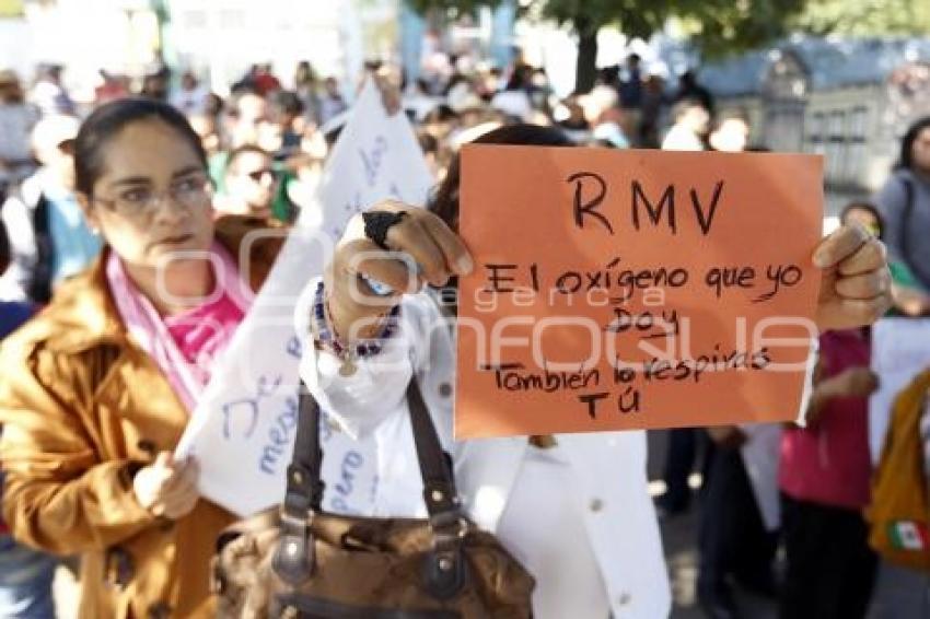 MANIFESTACIÓN PRO ARBOLES . BULEVAR HERMANOS SERDÁN