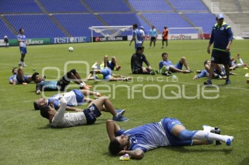 ENTRENAMIENTO . CLUB PUEBLA