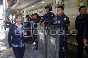 SEGURIDAD . ZOCALO