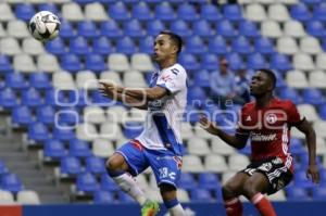 FÚTBOL . CLUB PUEBLA VS XOLOS