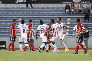 FÚTBOL . LOBOS BUAP VS XOLOS