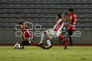 FÚTBOL . LOBOS BUAP VS XOLOS