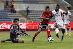 FÚTBOL . LOBOS BUAP VS XOLOS