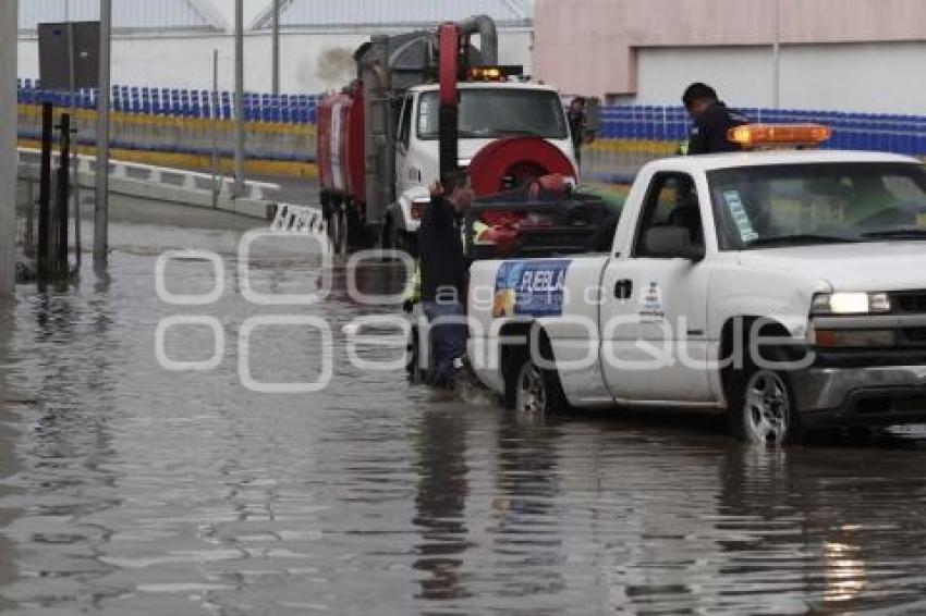 LLUVIA . INUNDACIONES