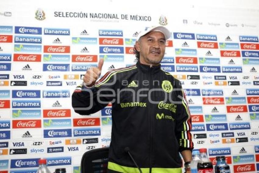 FÚTBOL . SELECCIÓN NACIONAL