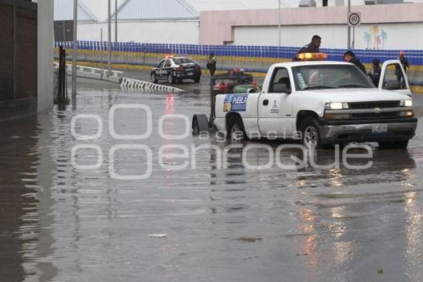 LLUVIA . INUNDACIONES