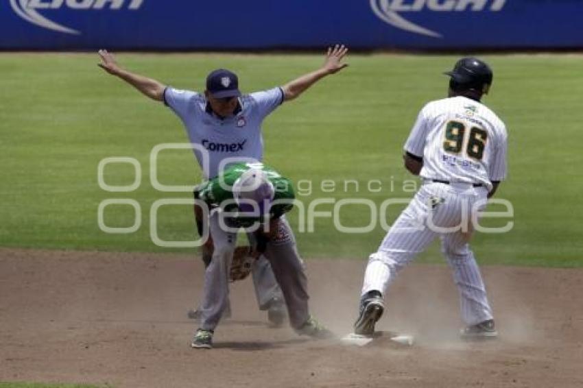 BÉISBOL . PERICOS VS DELFINES