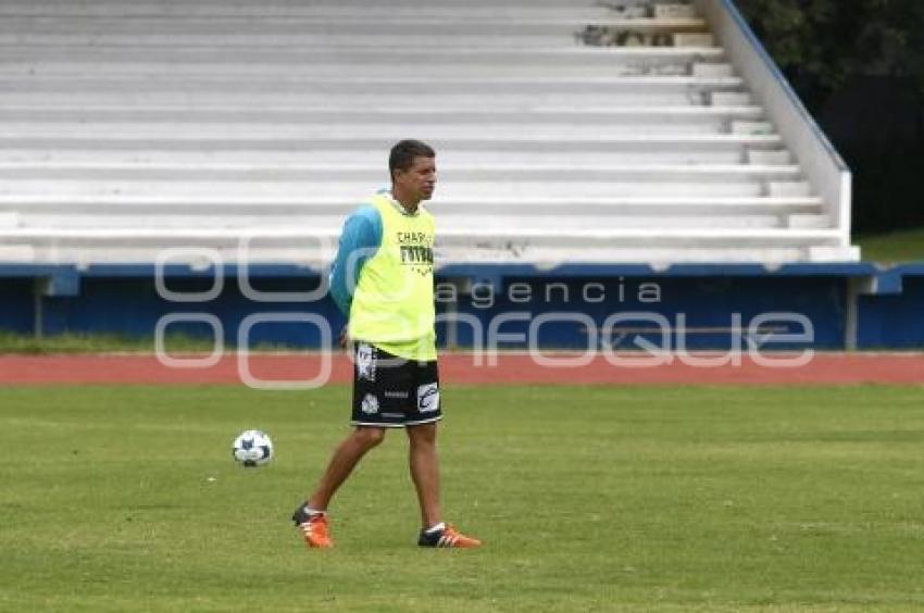 ENTRENAMIENTO . CLUB PUEBLA