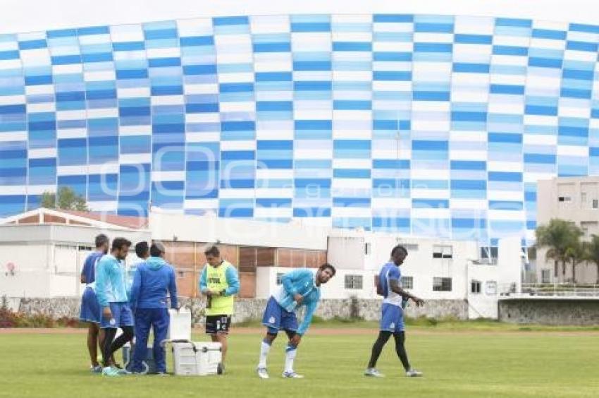 ENTRENAMIENTO . CLUB PUEBLA