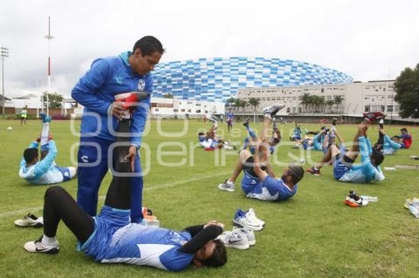 ENTRENAMIENTO . CLUB PUEBLA