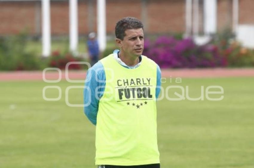 ENTRENAMIENTO . CLUB PUEBLA