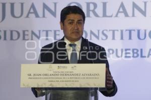 PRESIDENTE DE HONDURAS EN PUEBLA