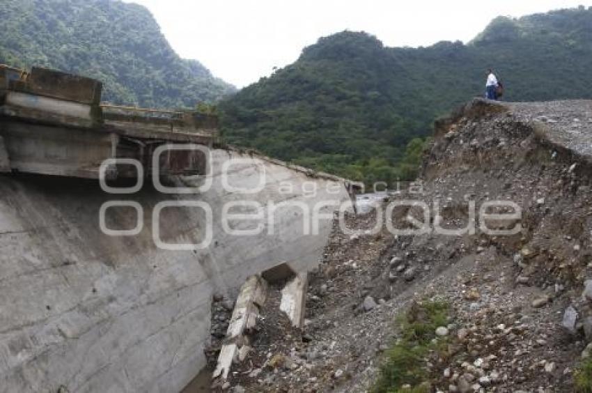 AFECTACIONES POR EARL . PUENTE DE PATLA