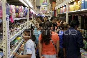 REGRESO A CLASES . PAPELERÍAS