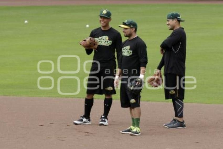 BÉISBOL. ENTRENAMIENTO PERICOS DE PUEBLA