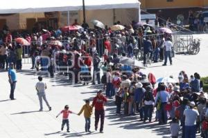 CIUDAD DE DIEZ . ENTREGA DE CALZADO