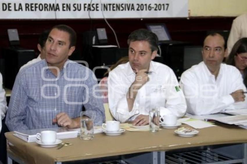 TITULAR SECRETARÍA DE EDUCACIÓN