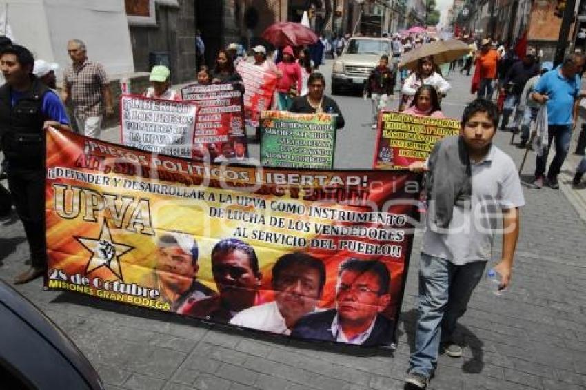 28 DE OCTUBRE . MANIFESTACIÓN