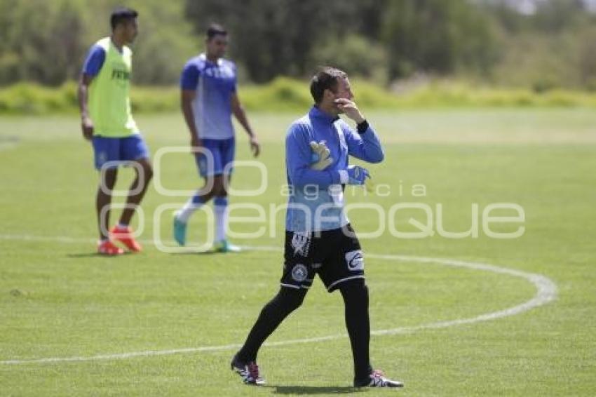 ENTRENAMIENTO . CLUB PUEBLA