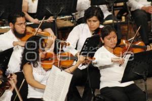 ORQUESTA FILARMÓNICA 5 DE MAYO