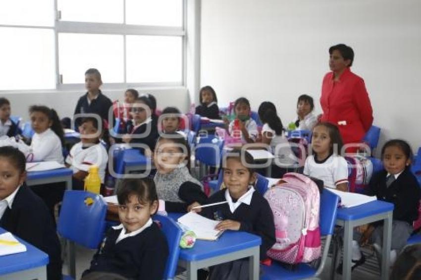 INAUGURACIÓN PRIMARIA ESTEBAN DE ANTUÑANO