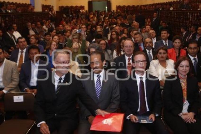 CONFERENCIA COLEGIO DEL ESPÍRITU SANTO A LA BUAP