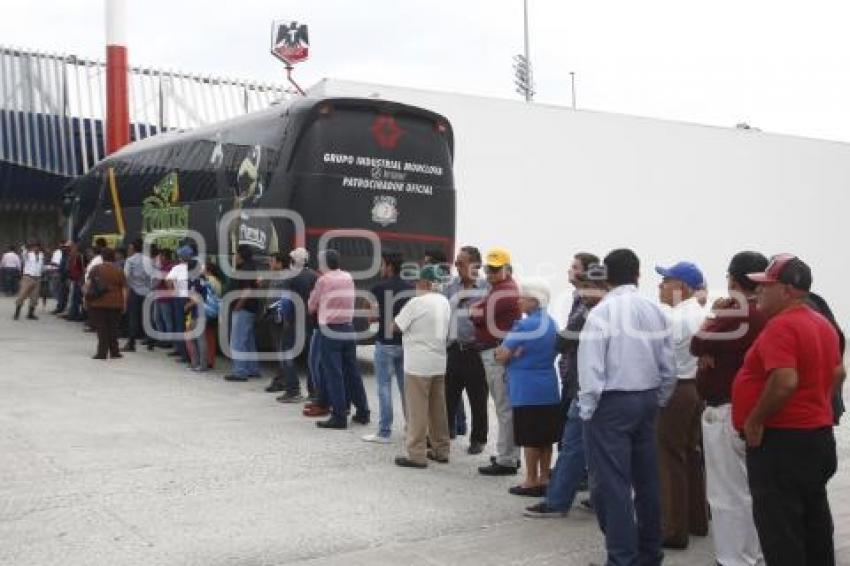 BÉISBOL . VENTA DE BOLETOS