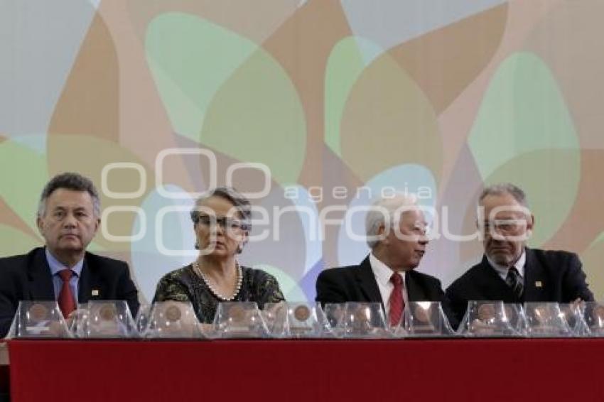 UIA . INAUGURACIÓN DE CURSOS