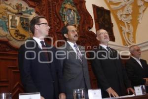 CONFERENCIA COLEGIO DEL ESPÍRITU SANTO A LA BUAP